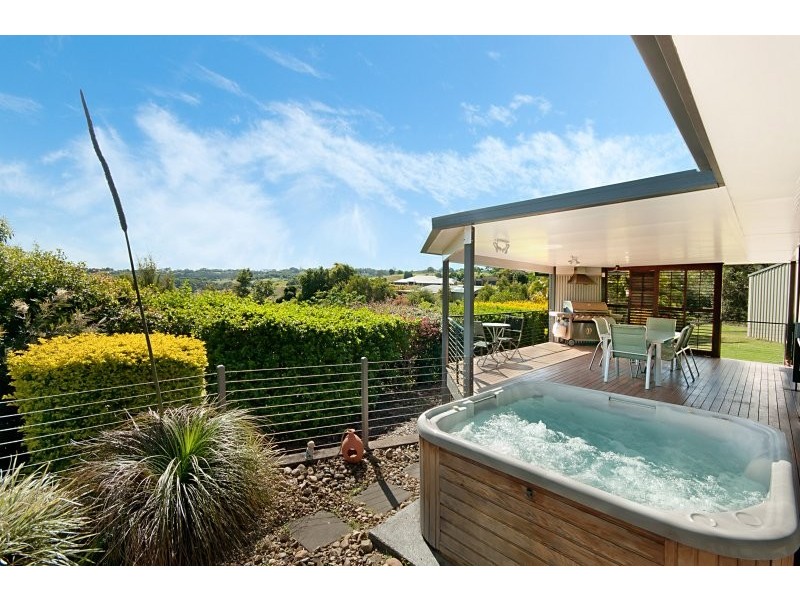 42 Whispering Valley Drive, Richmond Hill NSW 2480