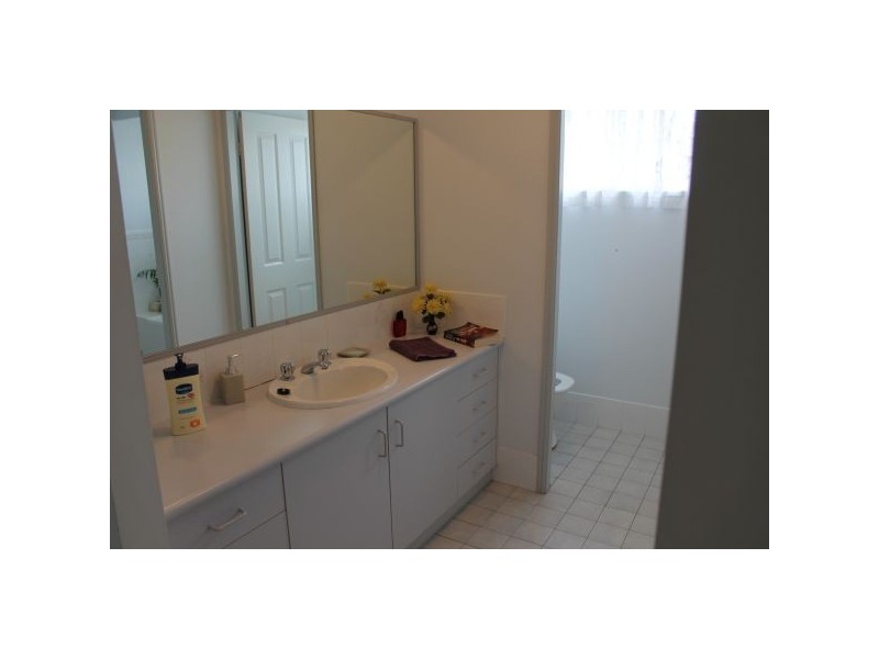 4/3 Hall Court, Wollongbar NSW 2477