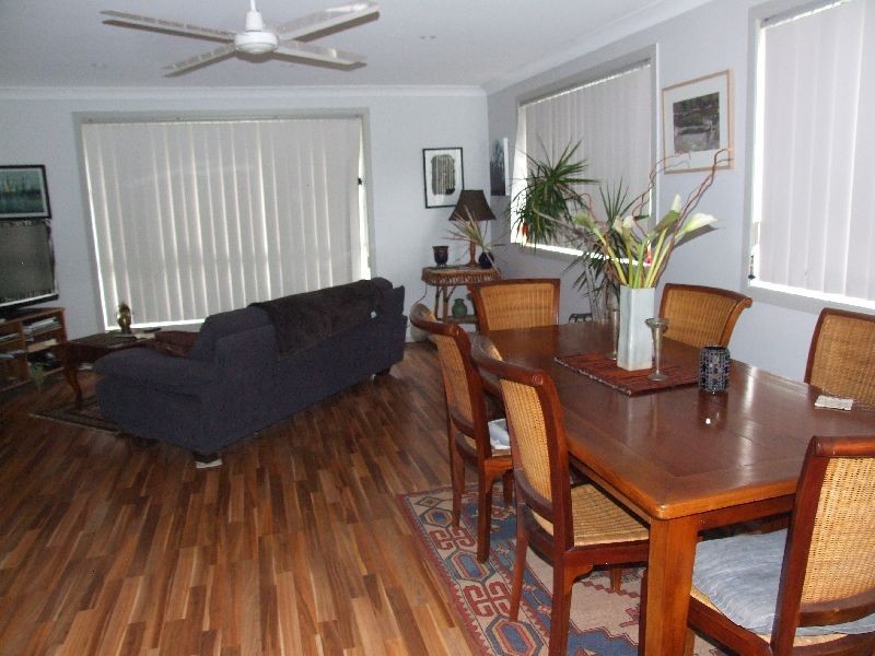 26 Cerreto Circuit, Wollongbar NSW 2477