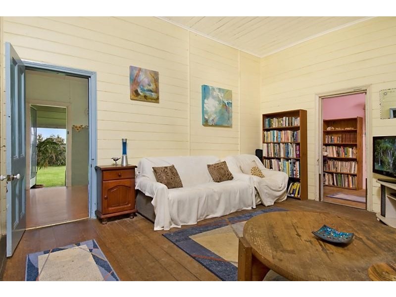 6 Commercial Road, Alstonville NSW 2477