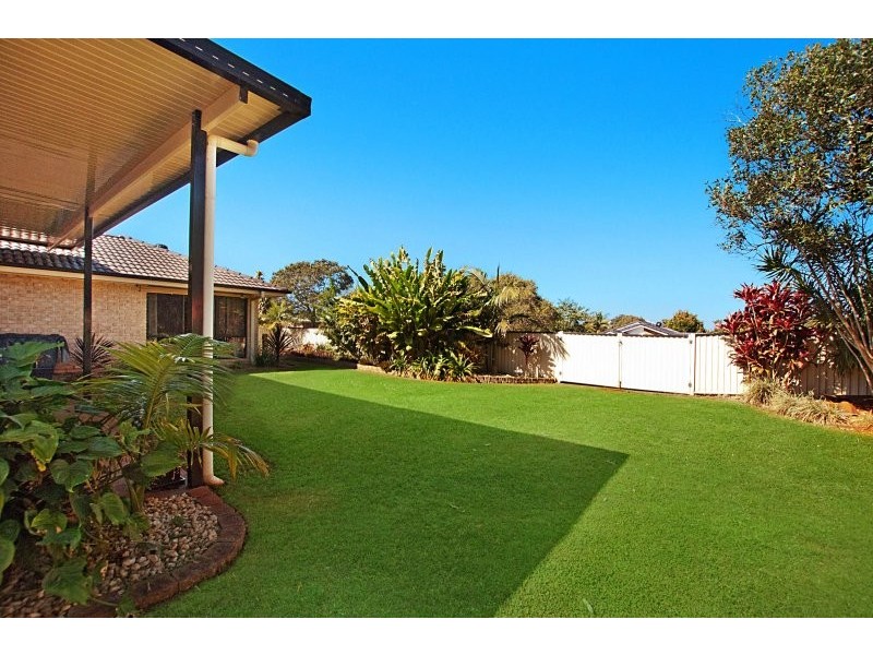 2 Hellyar Drive, Wollongbar NSW 2477