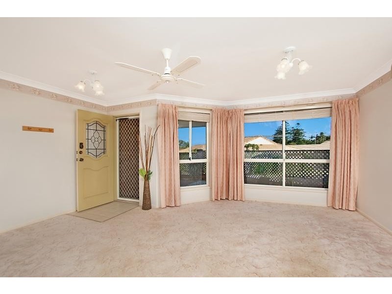 Unit 13/2 Norvell Grove, Alstonville NSW 2477