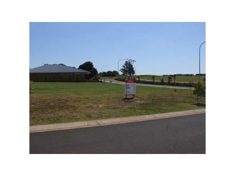 2 Clovelly Place, Wollongbar NSW 2477