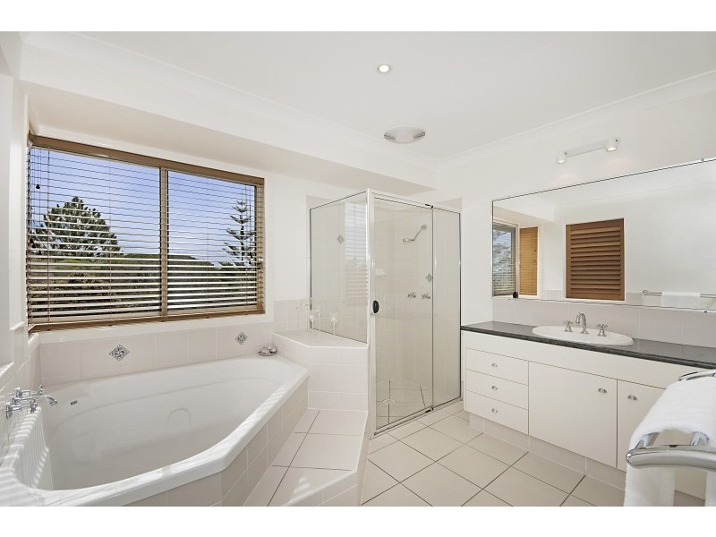 732 Cowlong Road, Mcleans Ridges NSW 2480