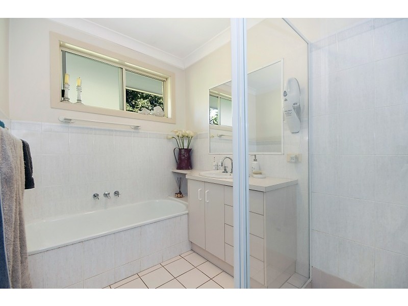 18 Cerreto Circuit, Wollongbar NSW 2477