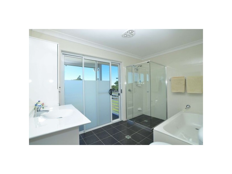 410 Gap Road, Alstonville NSW 2477