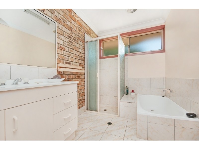 2 Sunset Place, Alstonville NSW 2477