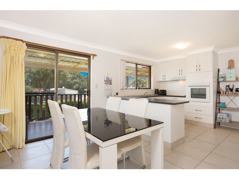 18 Robindale Drive, Wollongbar NSW 2477