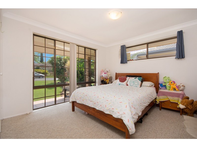 18 Robindale Drive, Wollongbar NSW 2477