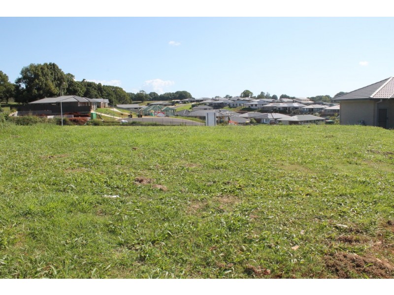 11 Murrogun Place, Wollongbar NSW 2477