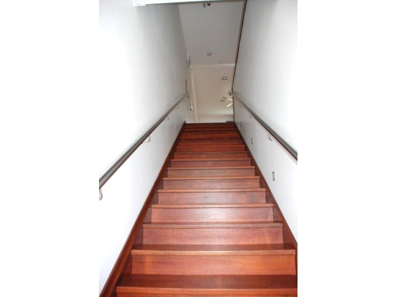 Coconut Grove NT 0810