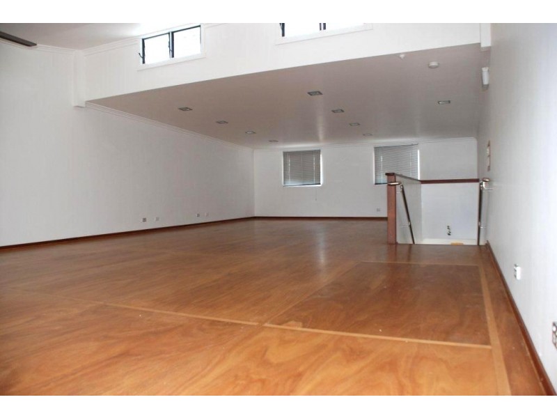 Coconut Grove NT 0810