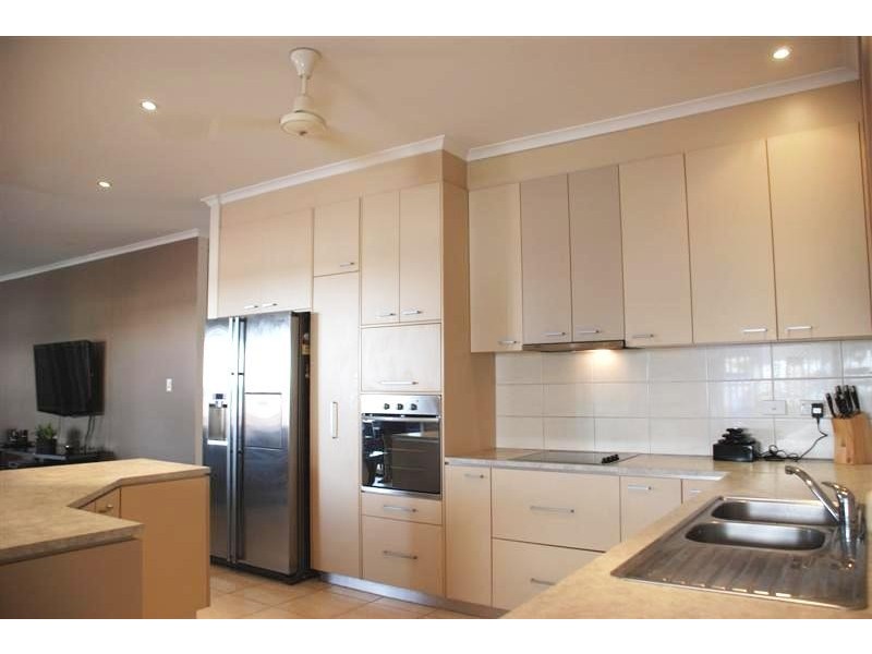 10 Catchlove Street, Rosebery NT 0832