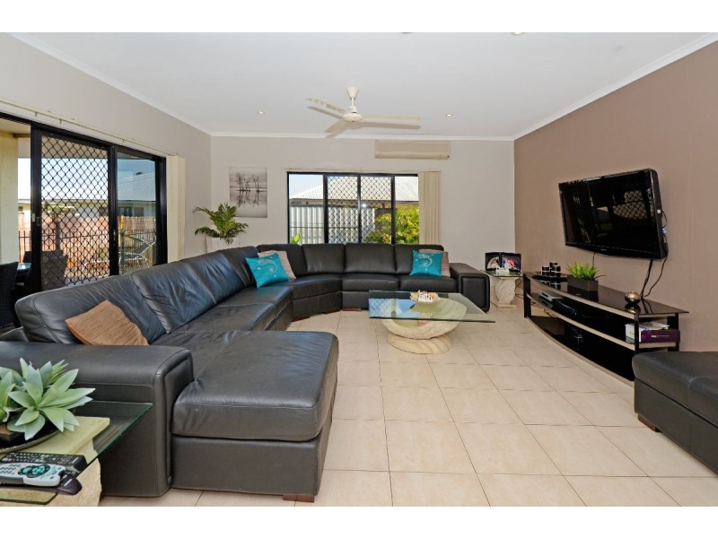 10 Catchlove Street, Rosebery NT 0832