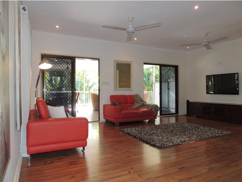 10 Renwick Court, Gray NT 0830