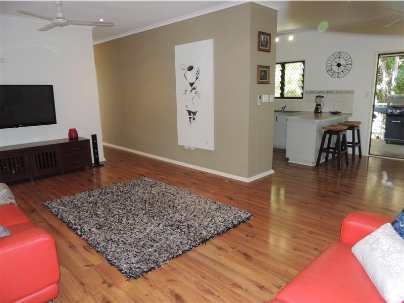 10 Renwick Court, Gray NT 0830