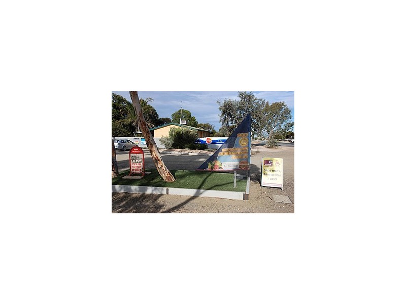 2-6 Egerton Street, Blanchetown SA 5357