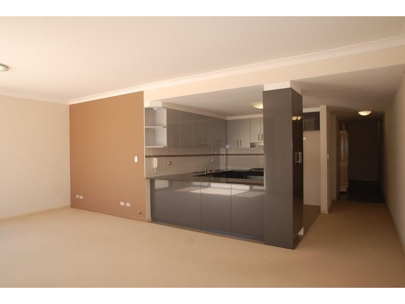 102/10 Refractory Court, Holroyd NSW 2142