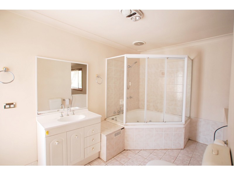 25 Wellington Road, Auburn NSW 2144