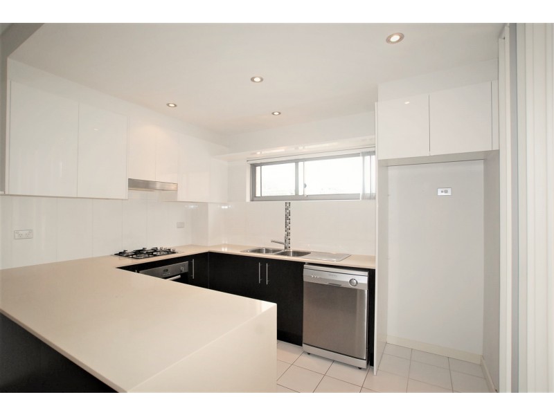 5/28 Brickworks Drive, Holroyd NSW 2142