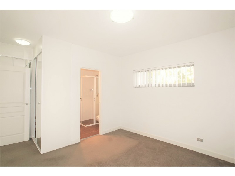 5/28 Brickworks Drive, Holroyd NSW 2142