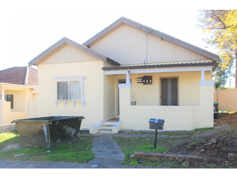 1 Kerslake Avenue, Regents Park NSW 2143