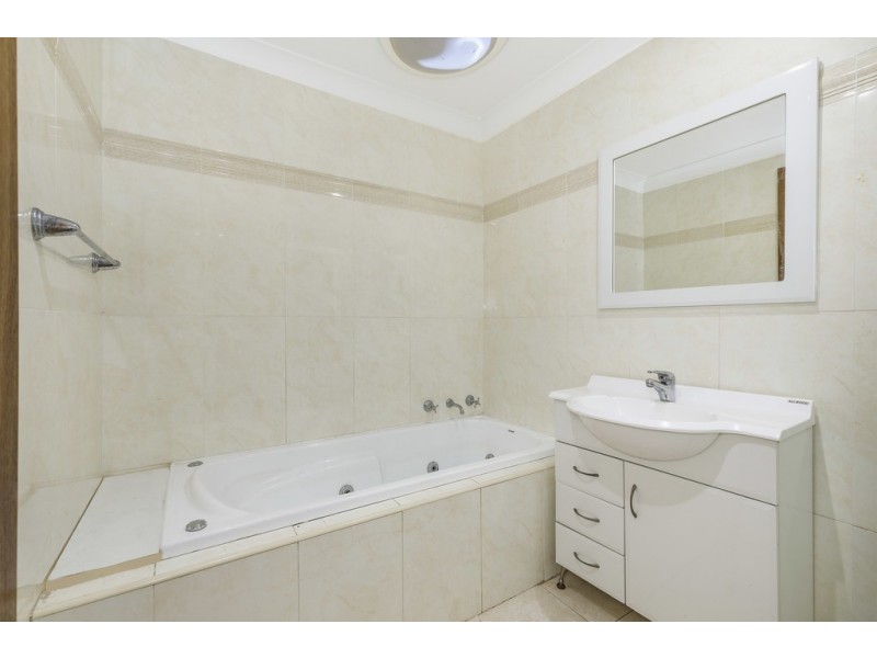 7/114-116 Rawson Road, Greenacre NSW 2190