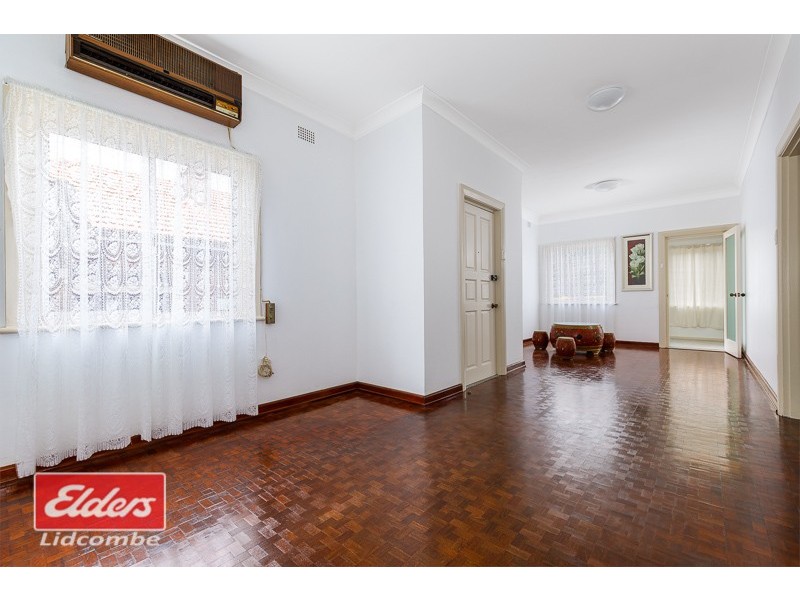 18 Hillcrest Avenue, Strathfield South NSW 2136