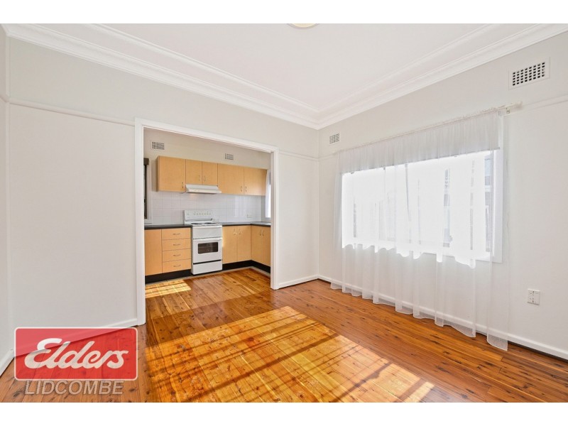 6 KERSLAKE AVENUE, Regents Park NSW 2143