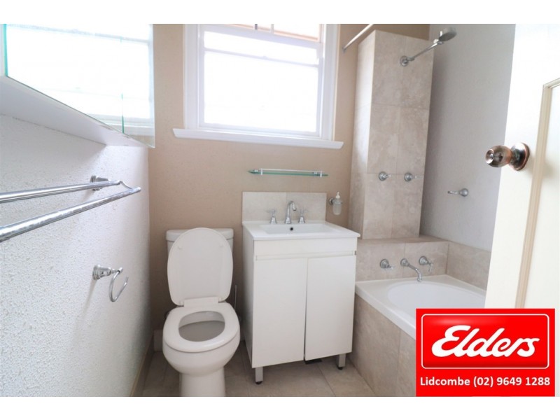 8A Toohey Avenue, Westmead NSW 2145