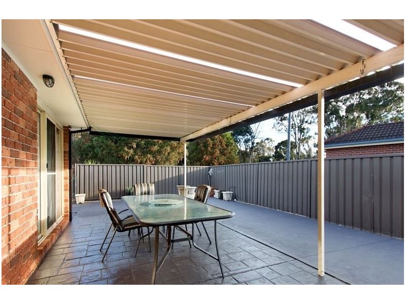 25 Manorhouse Boulevard, Quakers Hill NSW 2763