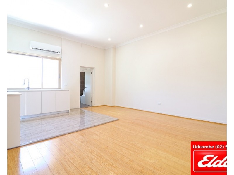 Unit Upstair 8 BRIDGE STREET, Lidcombe NSW 2141