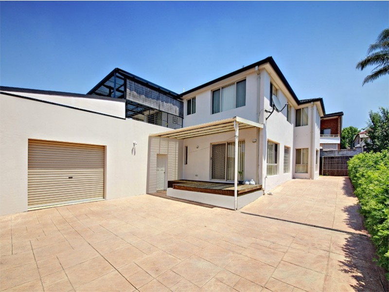 10 Wellington Road, Auburn NSW 2144