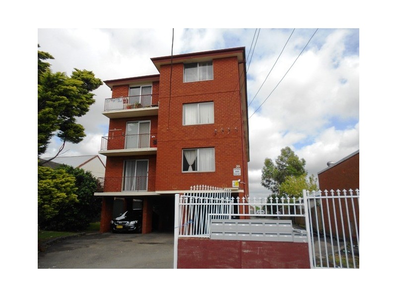 4/39 Harrow Road, Auburn NSW 2144
