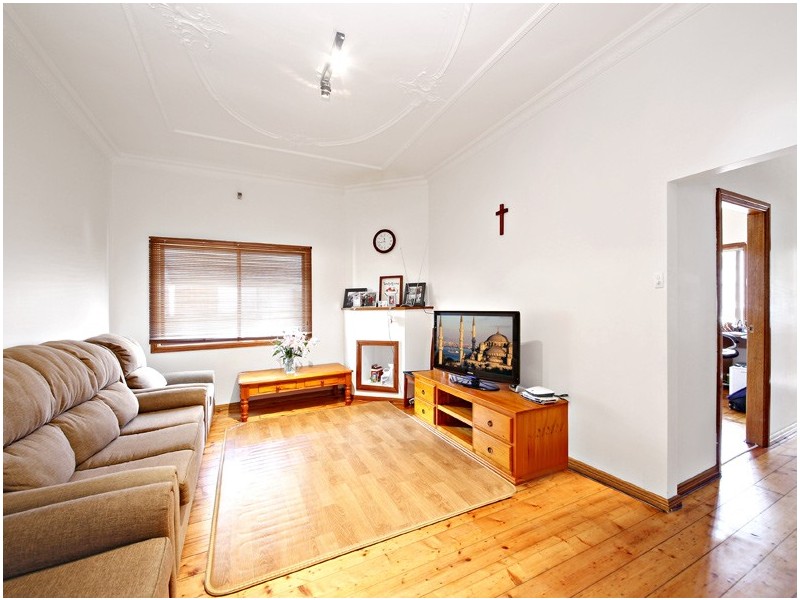 7 Boorea Street, Lidcombe NSW 2141