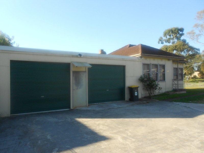 21 Lewis Street, Regents Park NSW 2143