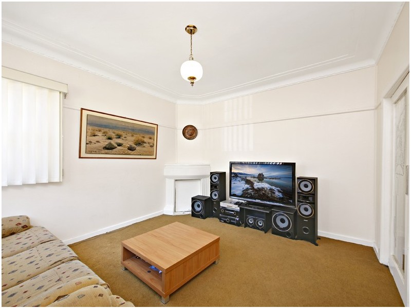 27 DUNBAR AVENUE, Regents Park NSW 2143
