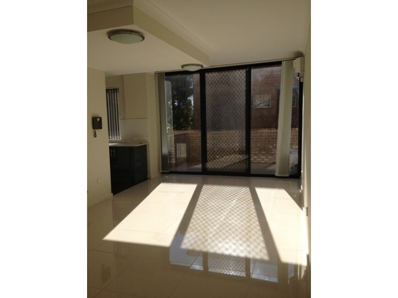 2/57-61 The Esplanade, Guildford NSW 2161