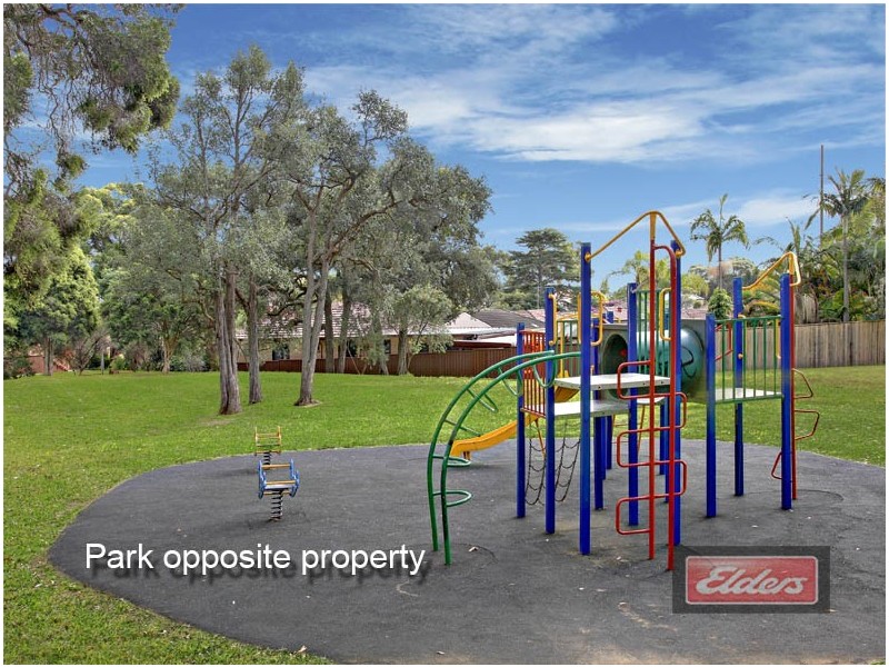 33 KIBO ROAD, Regents Park NSW 2143