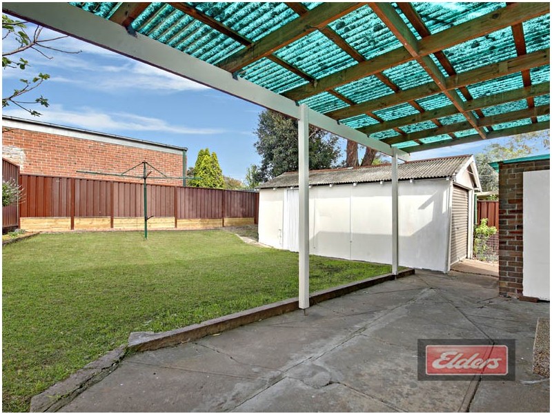 33 KIBO ROAD, Regents Park NSW 2143