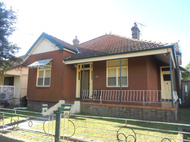 35 SIMPSON STREET, Auburn NSW 2144