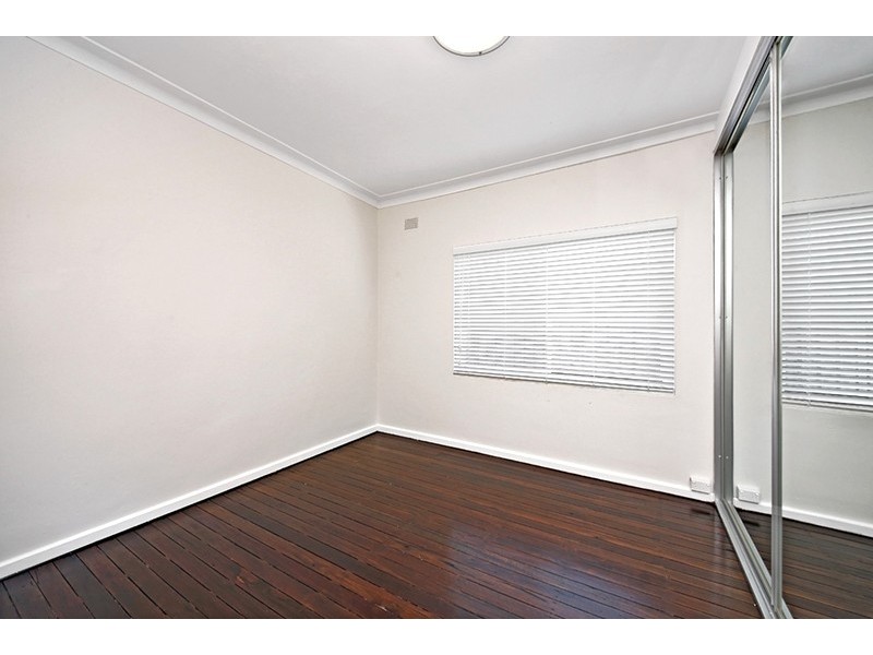 4 Phillips Avenue, Regents Park NSW 2143