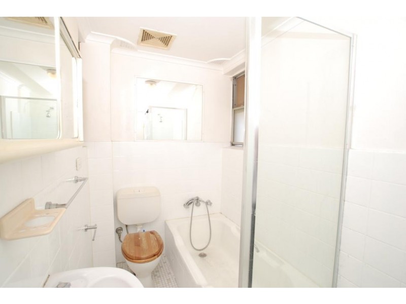 1/57 Northumberland Road, Auburn NSW 2144