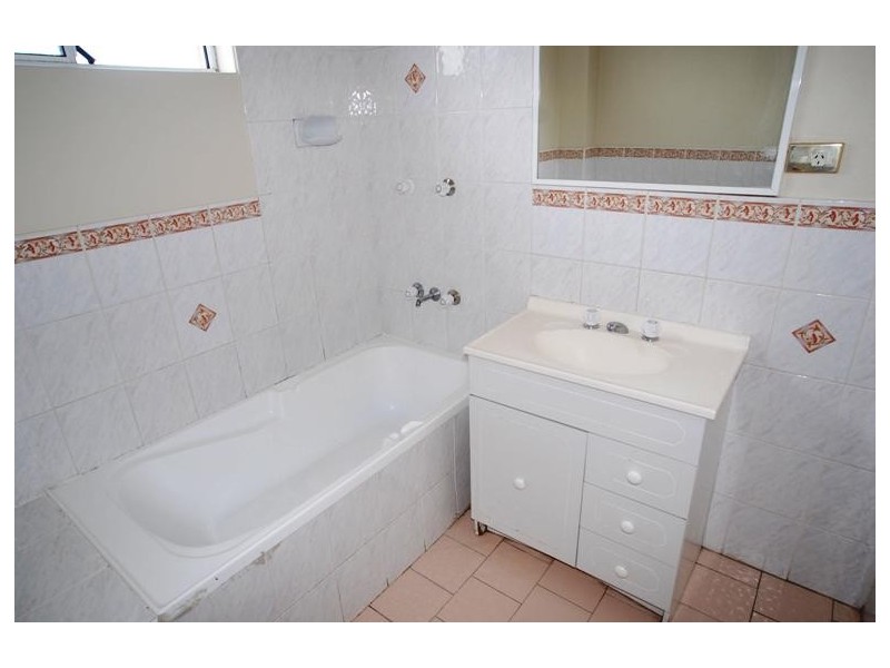 5/50a Amy Street, Regents Park NSW 2143