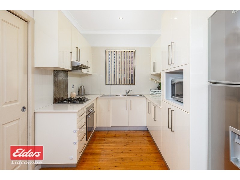 15 Kibo Road, Regents Park NSW 2143