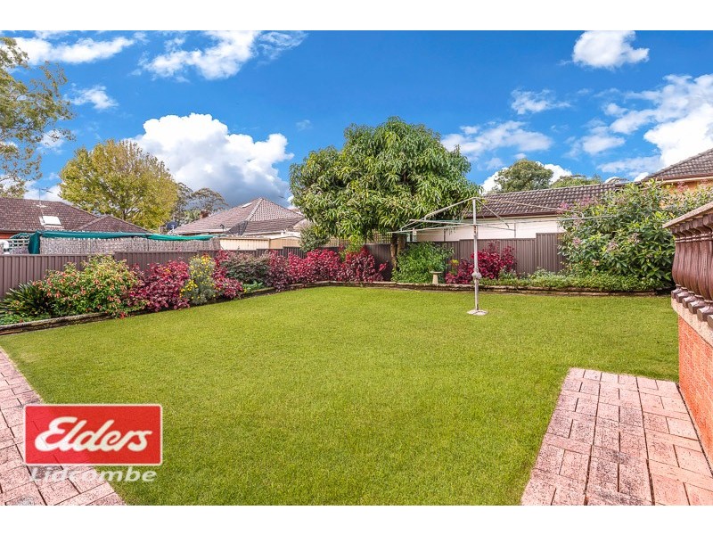 8 Moller Avenue, Birrong NSW 2143