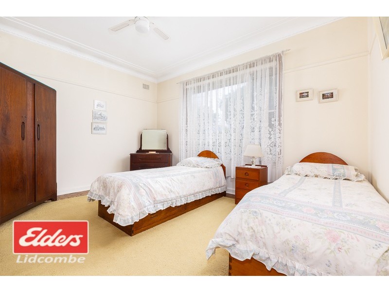 8 Moller Avenue, Birrong NSW 2143