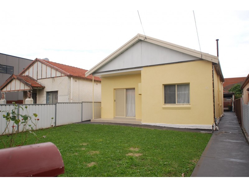 10 LUKE AVE, Burwood NSW 2134