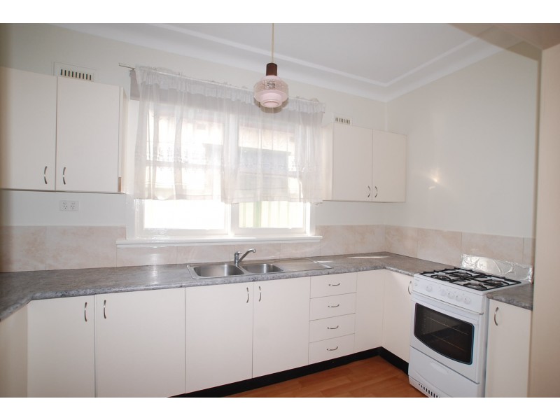 7 WILGA STREET, Regents Park NSW 2143