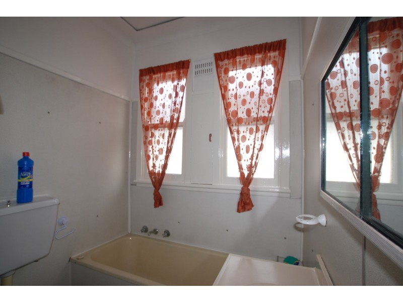 7 WILGA STREET, Regents Park NSW 2143